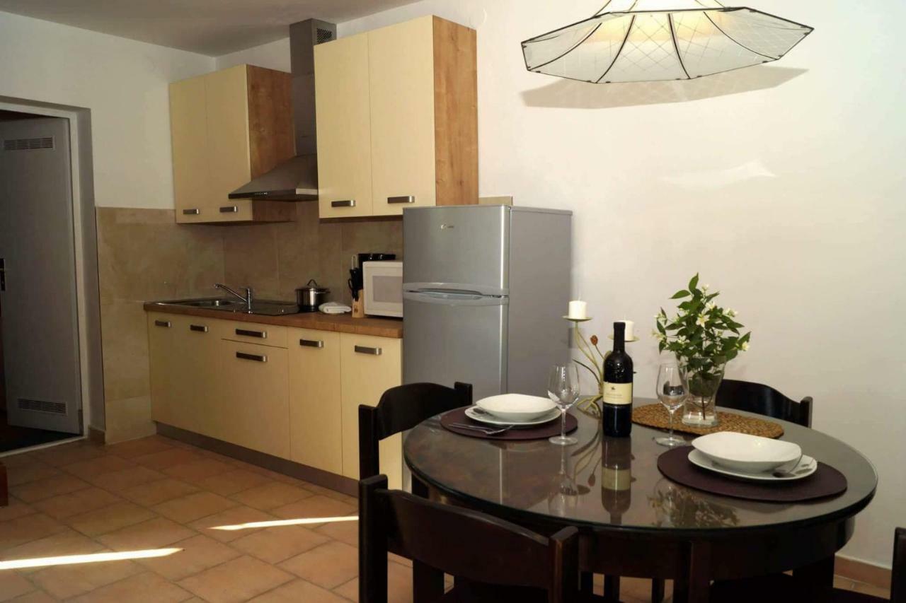 Ferienwohnung Apartman Eric Pula Exterior foto